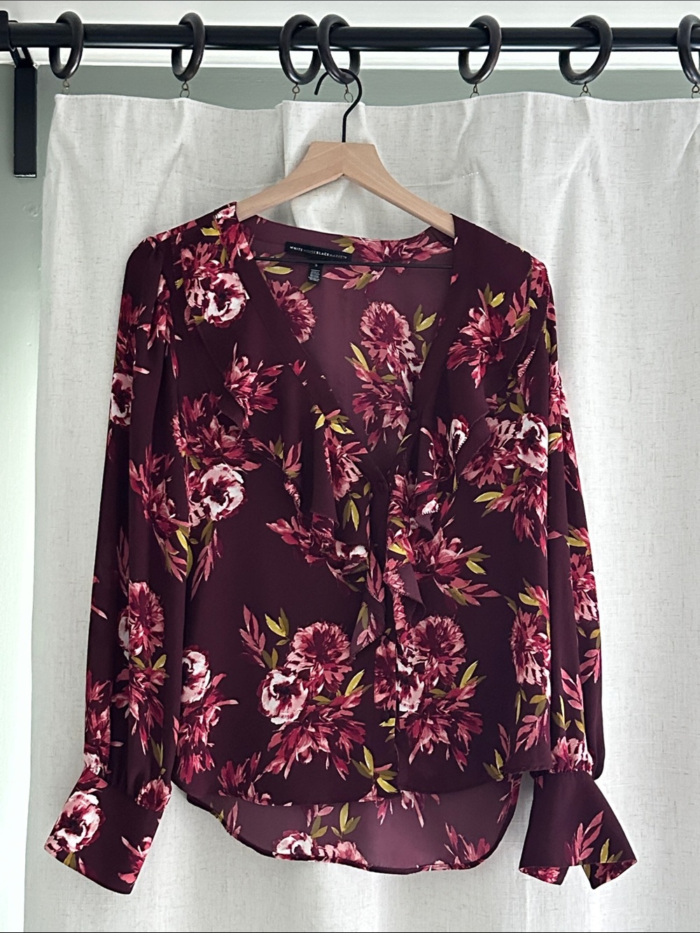 White House Black Market Women’s Small Burgundy Floral Blouse